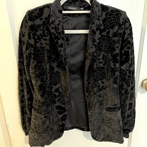 Black velvet floral pattern blazer